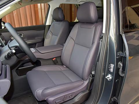 2025 Leapmotor C16 Image 17